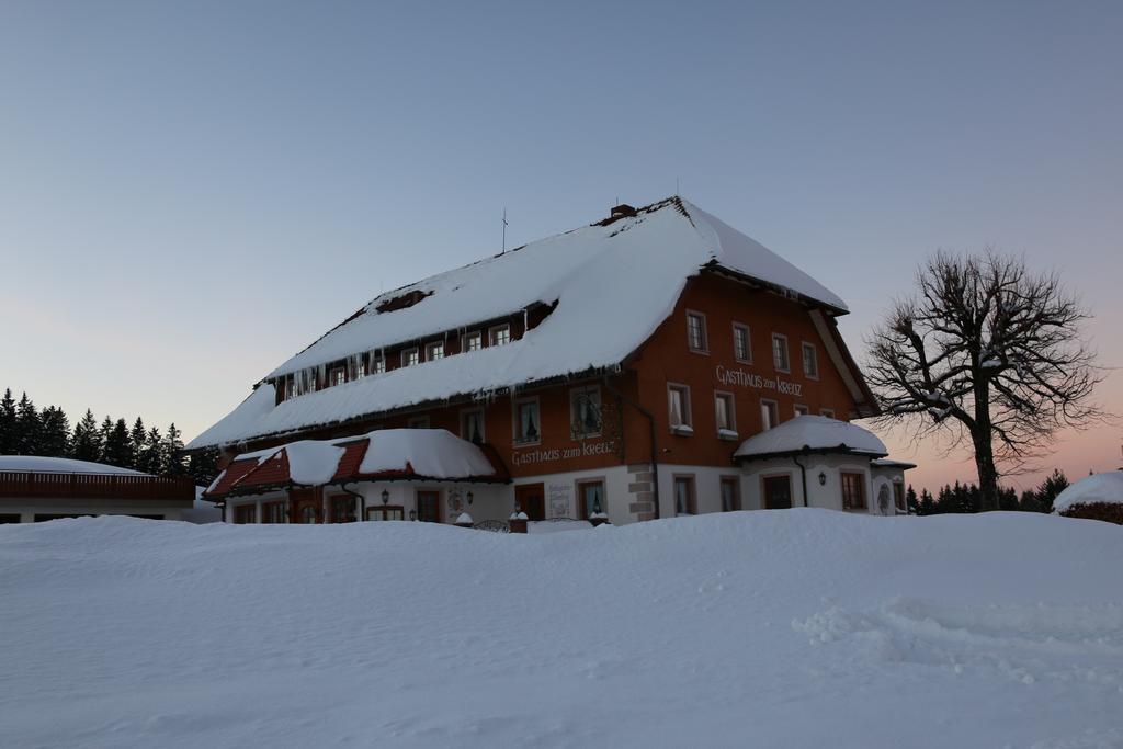 Gasthaus Zum Kreuz Sankt Märgen Buitenkant foto